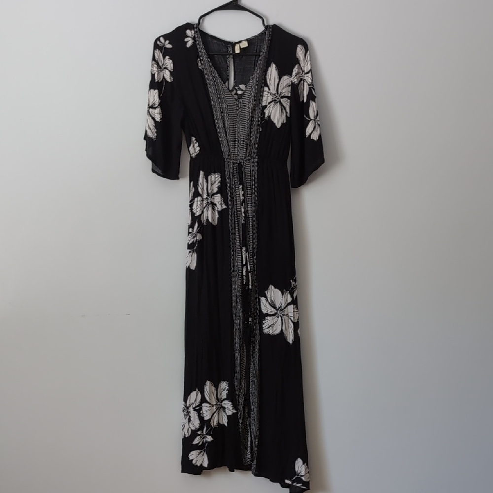 Japna Black and White Patterned Romper (Shorts)